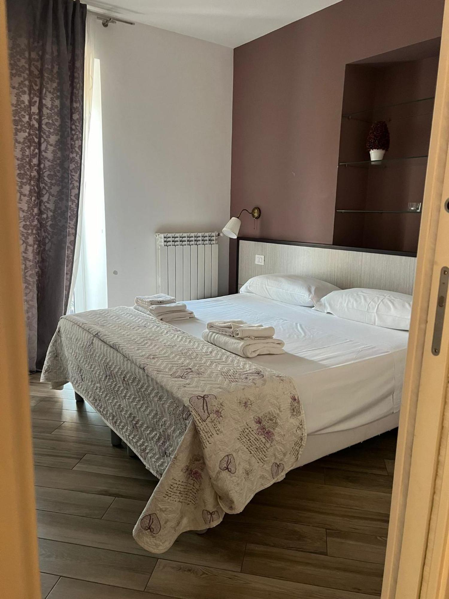 Residenza Murat Caserta Exteriör bild